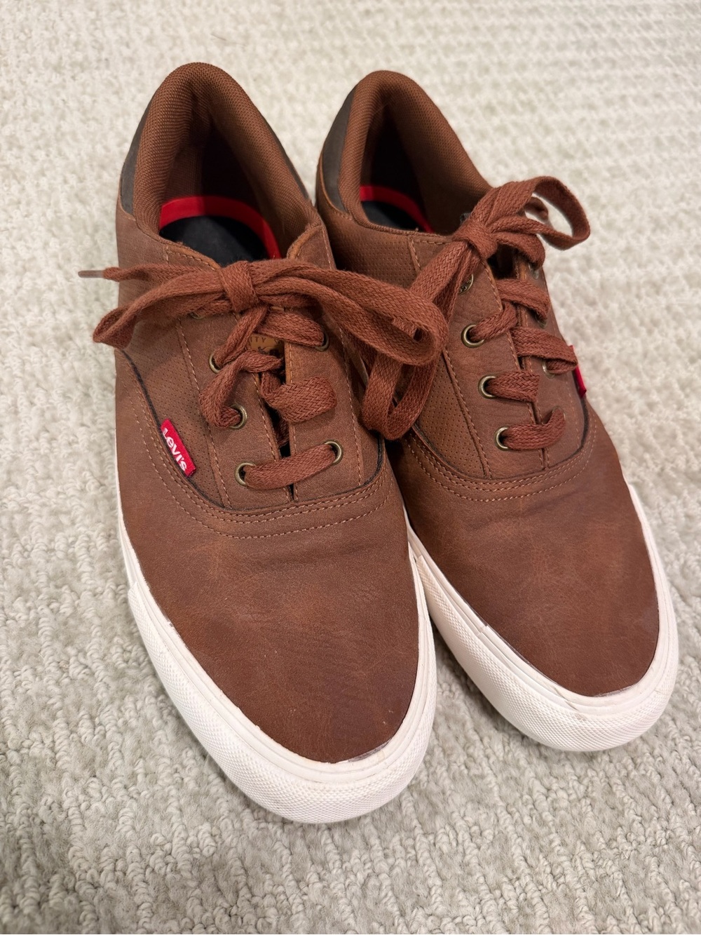 Levi's Men's Chestnut Brown Canvas Lace-Up Sneakers with White Sole